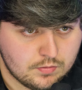 Face of Skyer