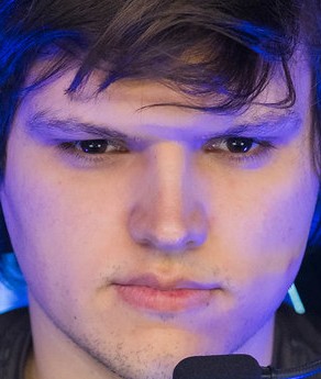 Face of Kira