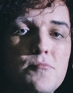 Face of micaO