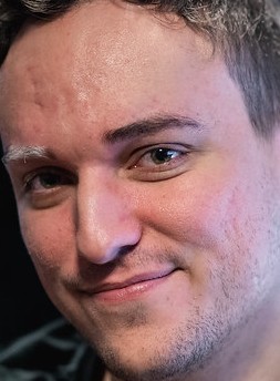 Face of micaO