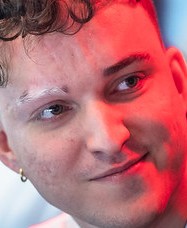 Face of micaO