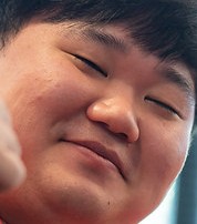 Face of Lonely